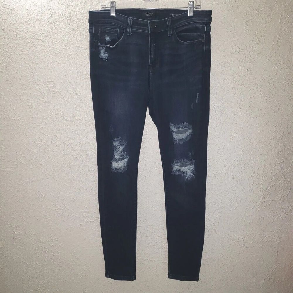 Judy Blue Skinny Fit Denim Jeans Womens Sz 15/32 Medium Wash Distressed Pants